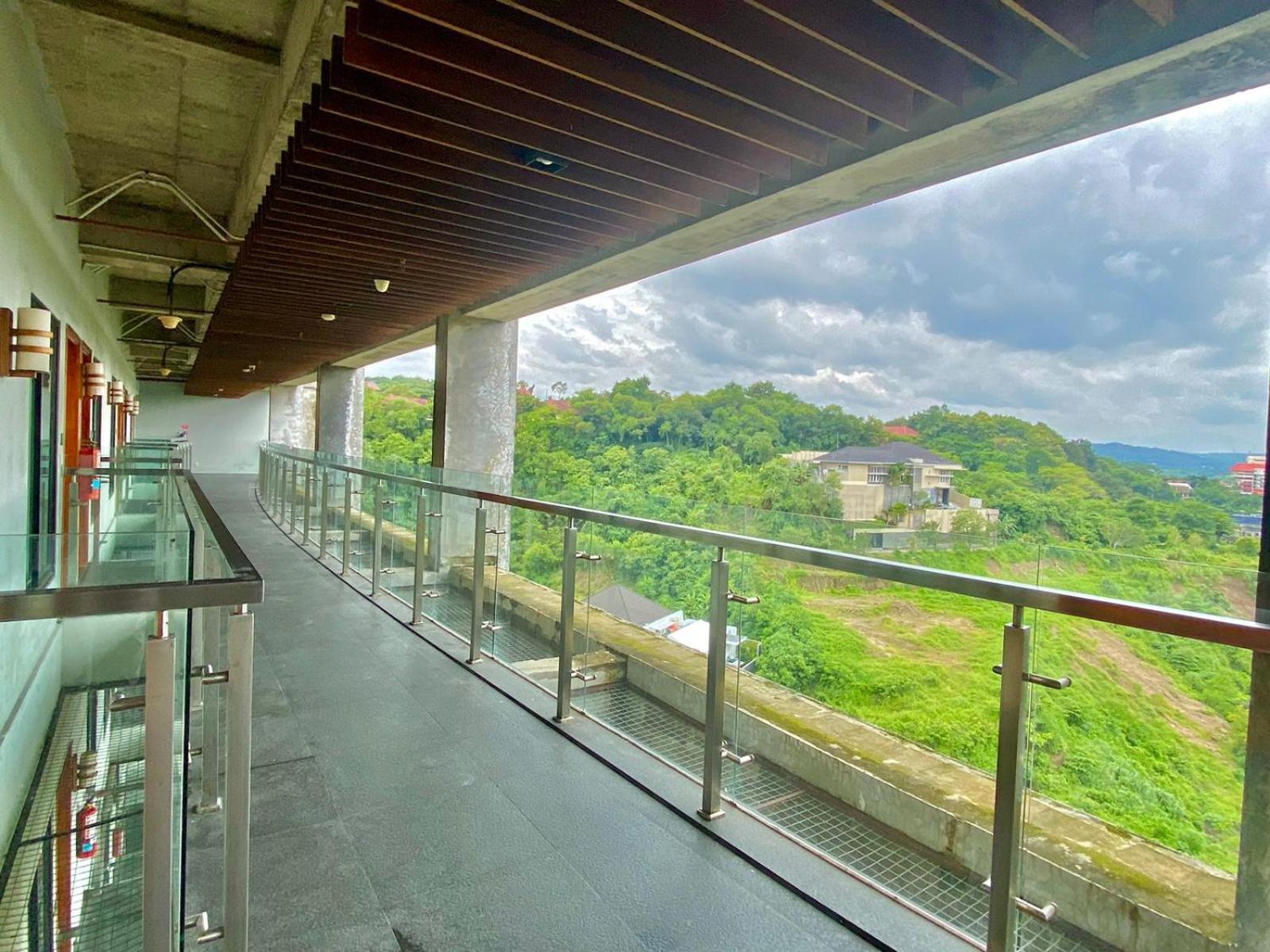 Oak Tree Emerald Hotel & Coventions Σεμαράνγκ Εξωτερικό φωτογραφία