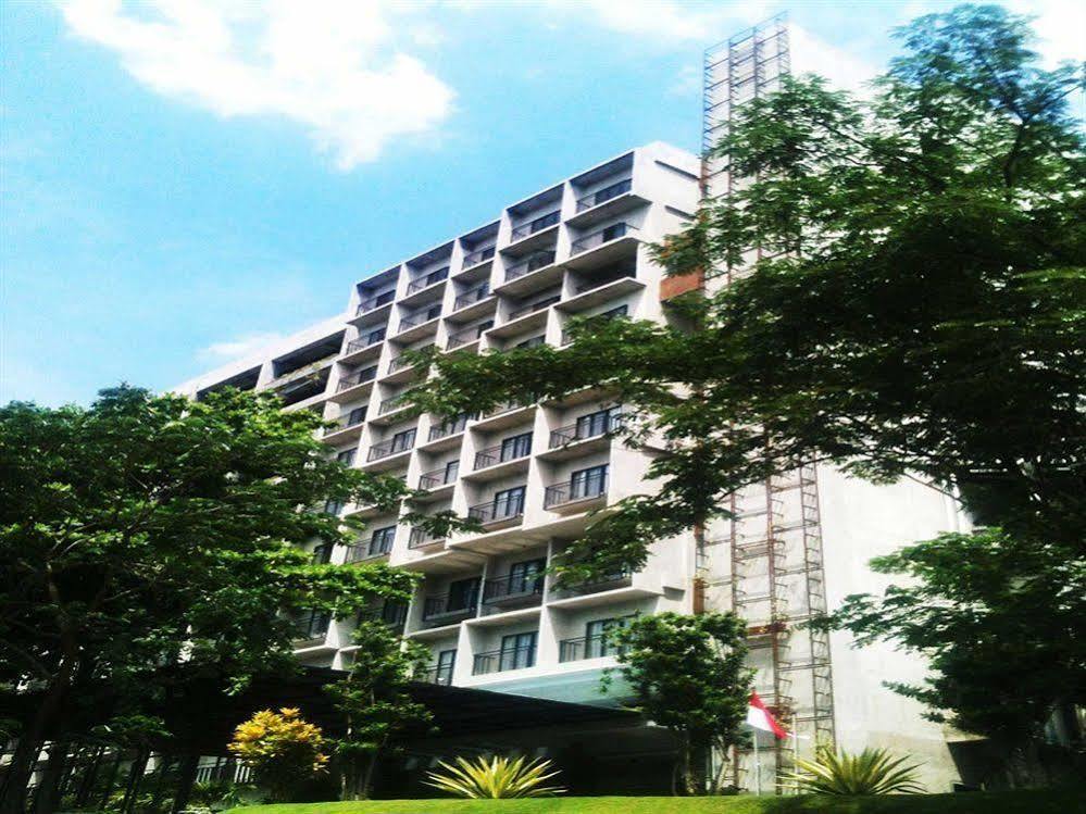 Oak Tree Emerald Hotel & Coventions Σεμαράνγκ Εξωτερικό φωτογραφία