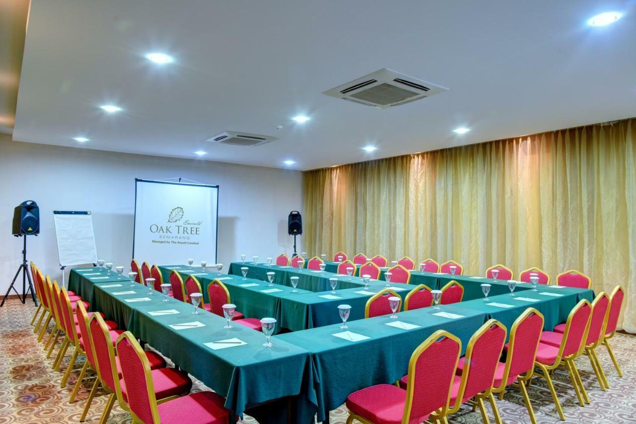 Oak Tree Emerald Hotel & Coventions Σεμαράνγκ Εξωτερικό φωτογραφία